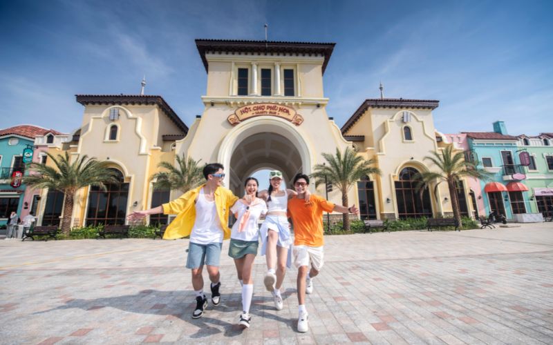 Đặt Vé Khu Trò Chơi Trong Nhà VinWonders Cửa Hội Ngay
