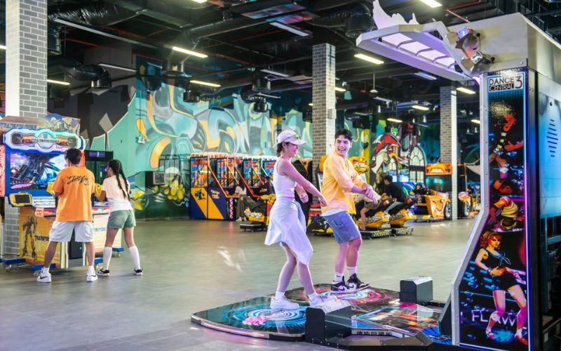 Hệ Thống Máy Game Đa Dạng Tại Khu Trò Chơi Trong Nhà VinWonders Cửa Hội
