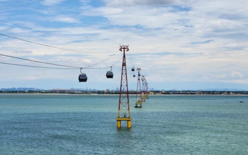 Cáp Treo Vượt Biển Độc Đáo
