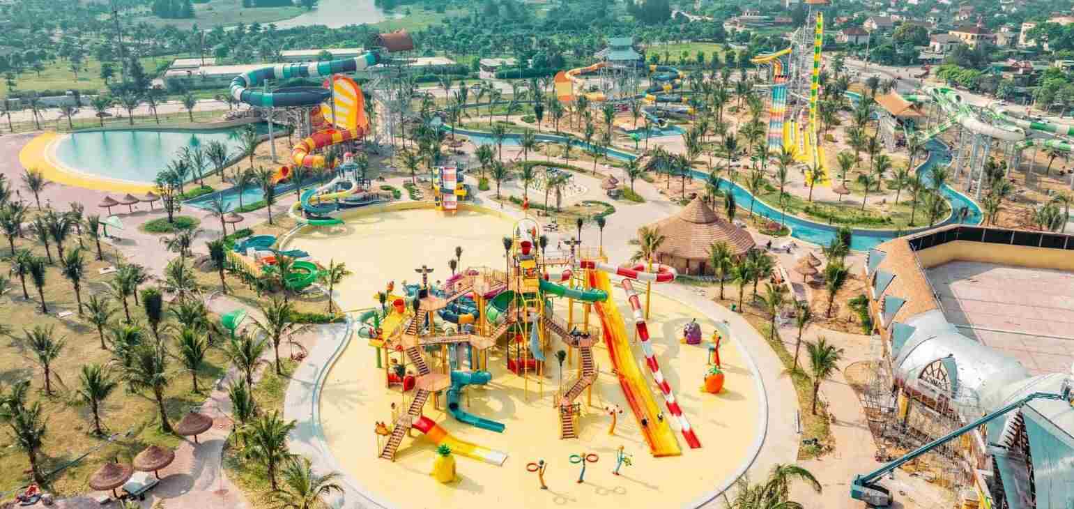 Review Công Viên Nước Cửa Hội: Kinh Nghiệm Vui Chơi A-Z & Giá Vé 2025