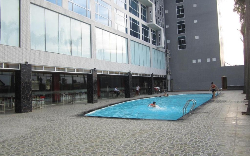 Bể bơi Vinh Plaza Hotel