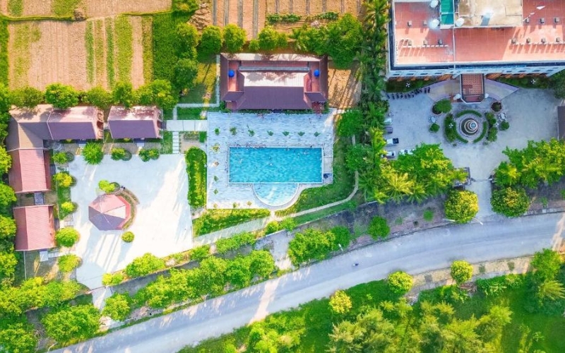 Bể bơi của Khách sạn Đại Dương Diễn Châu - Nghệ An