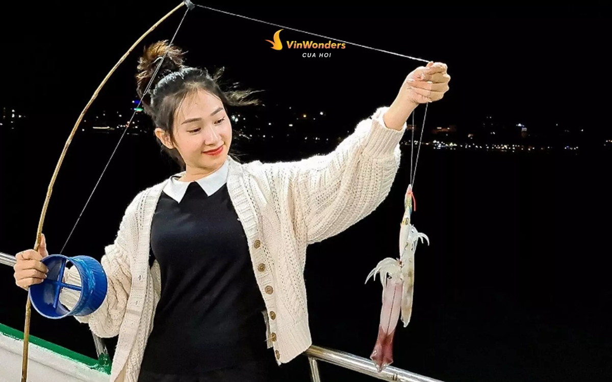 Câu mực - trải nghiệm cìng ngư dân