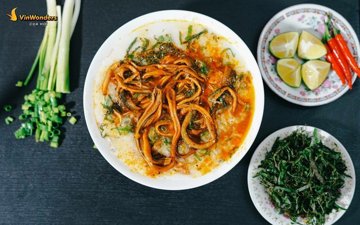 Du lịch Cửa Lò 4 ngày 3 đêm: Cẩm nang ăn chơi hết ý trọn bộ 6 Cháo lươn là đặc sắc không thể bỏ lỡ du lịch Của Lò 4 ngày 3 đêm