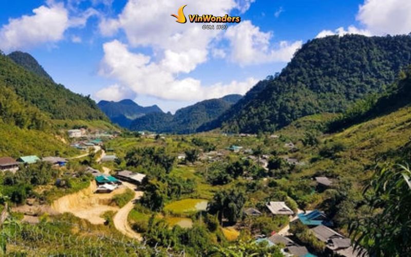Tìm hiểu văn hóa của người đồng bào ở khu vực đỉnh Phu Xai Lai Leng