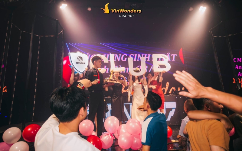Quán bar Cửa Lò: Top 5+ quán bar đẹp, hot và kinh nghiệm chi tiết 2 Quán bar Cửa Lò: Sky Club